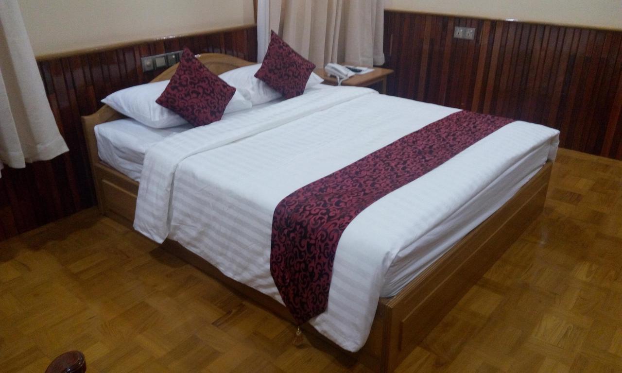 Hotel Juno Pakokku Pokoj fotografie