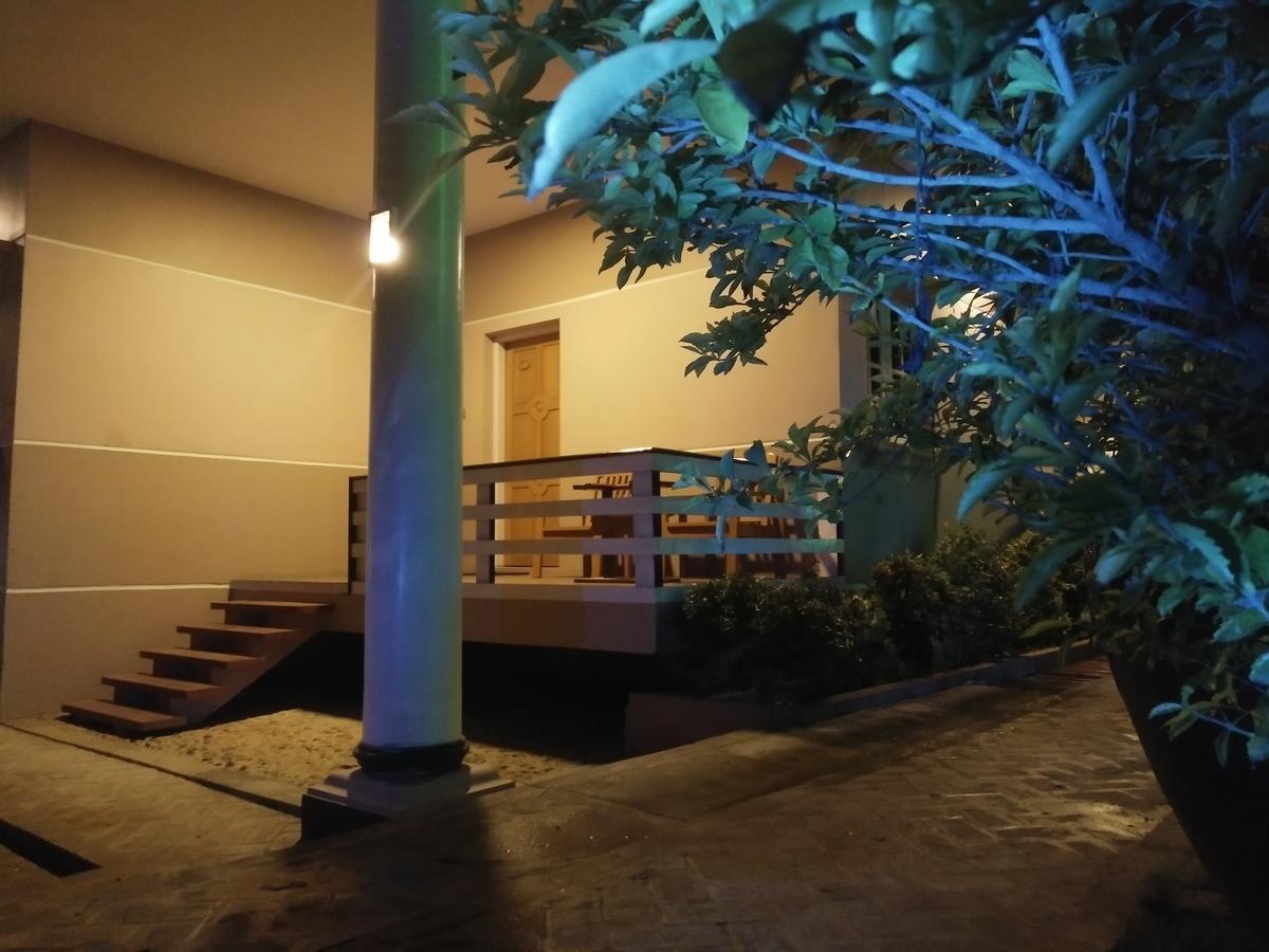 Hotel Juno Pakokku Exteriér fotografie